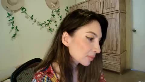 Snapshot of veka_lourens chatting on March 10, 2026, 6:35 pm veka_lourens online show from March 10, 2026, 6:35 pm