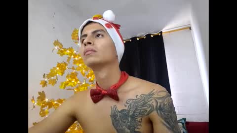 velk_hot1 online show from December 21, 2024, 4:57 pm