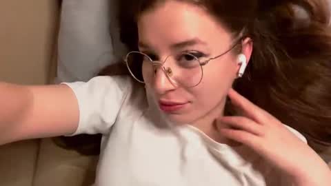 Sana online show from September 9, 2025, 10:42 pm