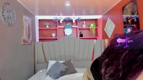 Isabella  online show from January 19, 2026, 11:36 am