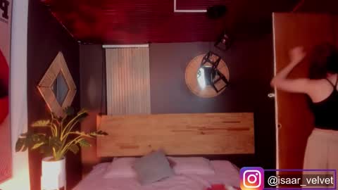 Isabella  online show from February 18, 2026, 12:34 pm