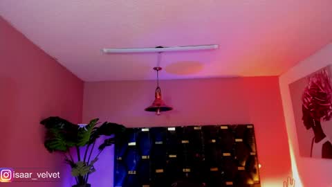 Isabella  online show from April 9, 2026, 11:26 am