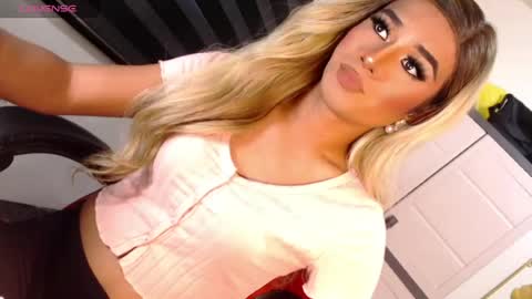 Richy will make you fall in love online show from April 21, 2026, 5:03 am