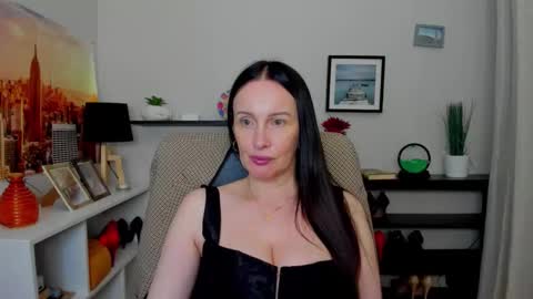 Jasmine online show from October 24, 2025, 5:42 pm