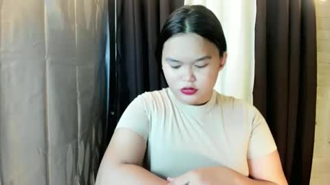 Snapshot of velvet_jess chatting on March 2, 2026, 10:22 am call me jessie online show from March 2, 2026, 10:22 am