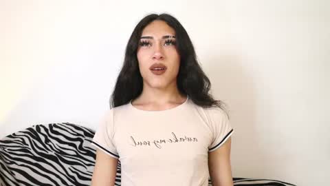 Velvet  online show from June 9, 2026, 1:12 pm