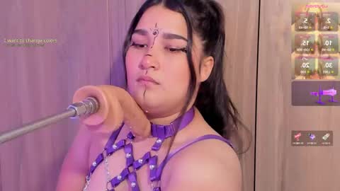 velvet_rosee_ online show from October 2, 2025, 1:18 pm