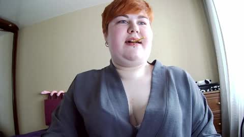 velvetcandy_ online show from May 28, 2026, 6:54 am