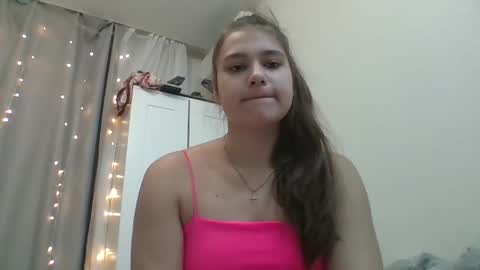 Snapshot of velveted_ivy chatting on November 15, 2025, 11:18 am velveted_ivy online show from November 15, 2025, 11:18 am