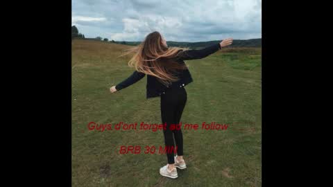 velvetmoon123 online show from March 25, 2026, 6:30 am