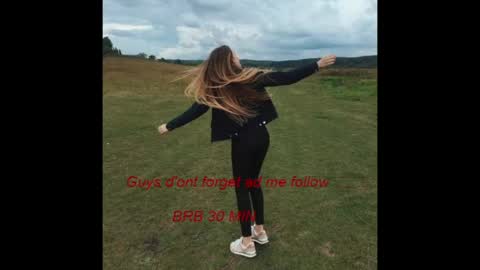 velvetmoon123 online show from June 5, 2026, 5:58 am