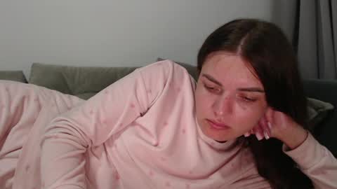 velvetmoon123 online show from June 6, 2026, 7:07 pm