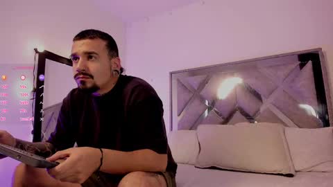 Velvetsoul online show from March 1, 2025, 6:32 pm