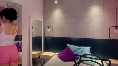 velvettease_ online show from October 3, 2025, 12:46 pm