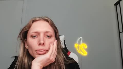 VelvetTGirl online show from February 8, 2026, 8:23 pm