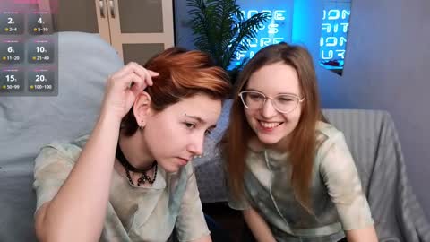 CLEOshort hair  TIna long hair  online show from December 14, 2024, 1:27 pm