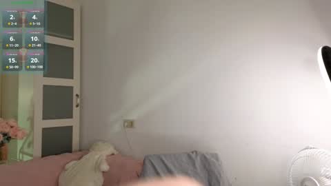 CLEOshort hair  TIna long hair  online show from January 3, 2025, 1:47 pm