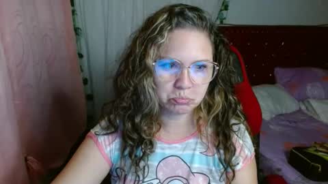 venecasexy44 online show from November 20, 2025, 8:14 am