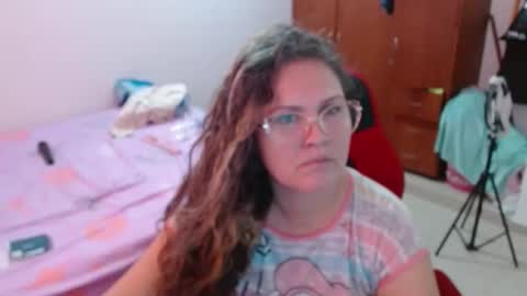 venecasexy44 online show from March 27, 2026, 2:06 pm