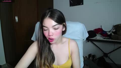 Venelope 3 online show from February 17, 2025, 1:47 am