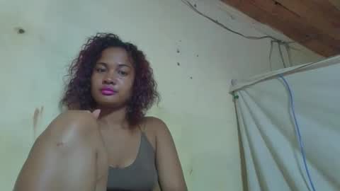 venisca online show from March 5, 2026, 7:37 am