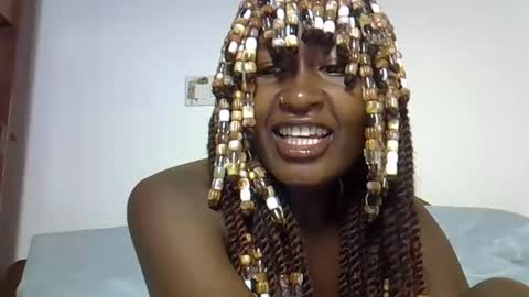 venom_kisses5050 online show from February 18, 2026, 1:56 am