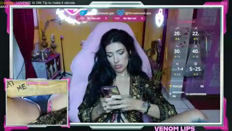 VenomLips online show from December 17, 2025, 1:28 pm