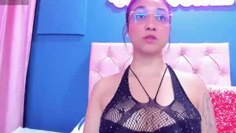 Snapshot of venus_0110 chatting on February 12, 2025, 9:11 pm Venus Veracruz online show from February 12, 2025, 9:11 pm