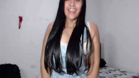 venus_menoza online show from February 23, 2025, 2:57 pm