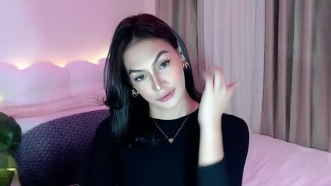 Venus Sunrise Bombshell online show from April 1, 2026, 1:50 am