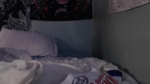 Miss Venus online show from October 15, 2025, 5:18 am