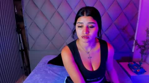 Snapshot of venusowen_ chatting on October 14, 2025, 12:28 pm Venusowen online show from October 14, 2025, 12:28 pm