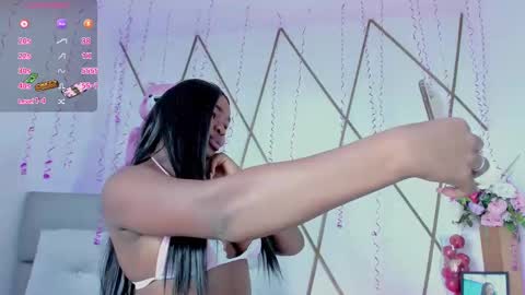 VENUS online show from September 19, 2025, 11:33 am