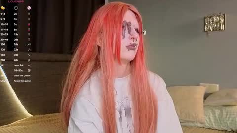 Erica online show from November 30, 2025, 8:13 pm