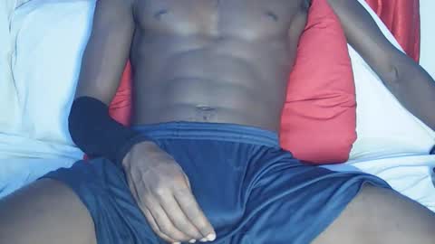 vera_bliss21 online show from February 12, 2026, 10:27 pm