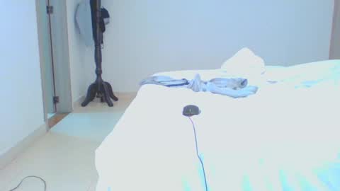 Snapshot of vergagolosa22 chatting on February 7, 2025, 4:06 am vergagolosa22 online show from February 7, 2025, 4:06 am