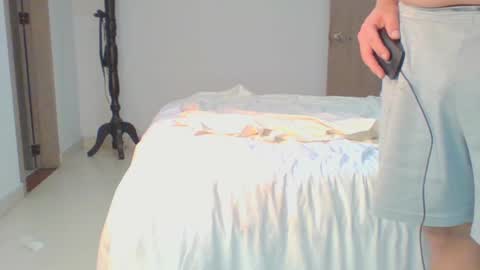 Snapshot of vergagolosa22 chatting on March 1, 2025, 9:18 am vergagolosa22 online show from March 1, 2025, 9:18 am