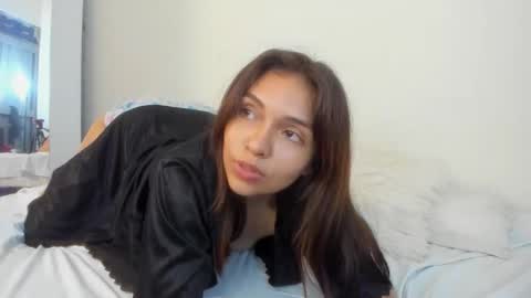 Snapshot of verohoneymoon chatting on February 19, 2026, 5:58 am Veronica online show from February 19, 2026, 5:58 am