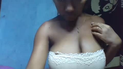 verolla31 online show from January 12, 2025, 2:09 pm