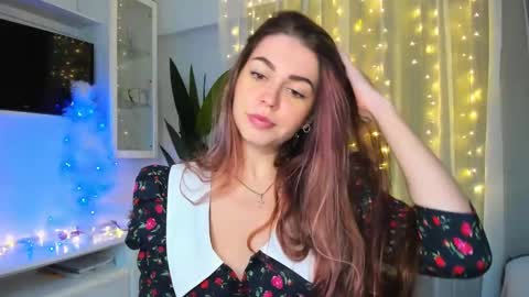 Lolitalolz online show from January 1, 2025, 4:29 pm