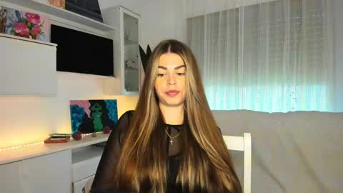 Lolitalolz online show from February 27, 2025, 4:53 pm