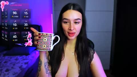 Veronica online show from November 19, 2025, 8:20 pm