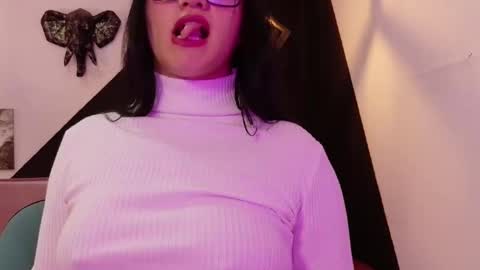   online show from December 1, 2025, 12:54 pm