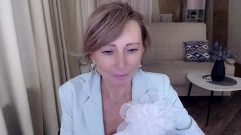 Helen online show from January 17, 2025, 11:17 am