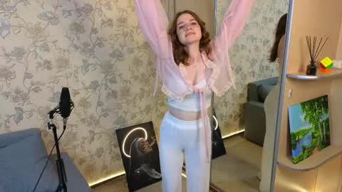 Snapshot of veronikavester chatting on June 7, 2026, 7:17 pm Hello im Verdginia online show from June 7, 2026, 7:17 pm