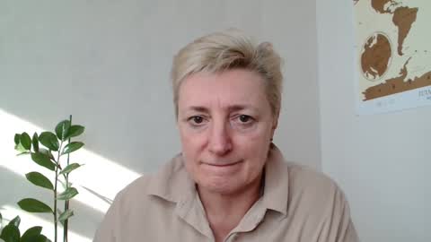 Snapshot of verony_ chatting on March 11, 2025, 8:52 am verony_ online show from March 11, 2025, 8:52 am