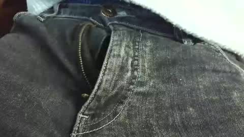 Erik online show from March 26, 2026, 8:36 pm