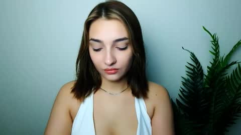 Ana online show from November 29, 2025, 8:23 pm