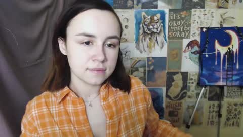 veryveryvery_shy online show from March 7, 2025, 9:18 am