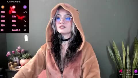 Snapshot of vesiagomez chatting on April 21, 2026, 5:39 pm natalia gomez online show from April 21, 2026, 5:39 pm